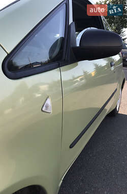 Хэтчбек Mitsubishi Colt 2005 в 