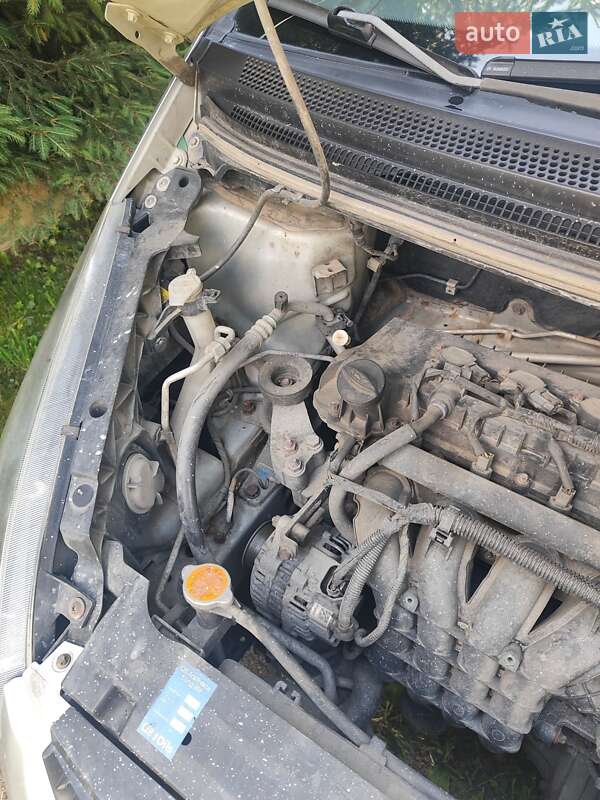 Хэтчбек Mitsubishi Colt 2008 в Сколе