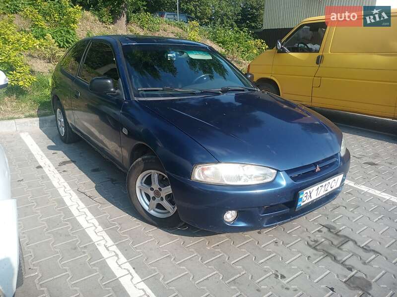 Mitsubishi Colt 2001