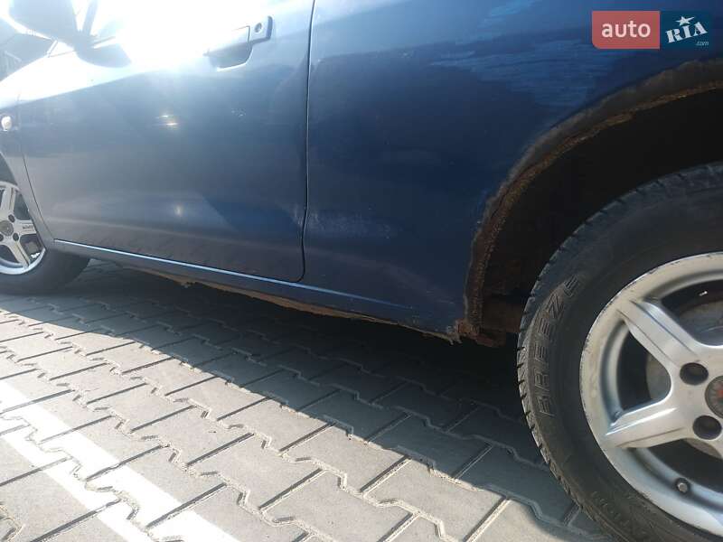 Хэтчбек Mitsubishi Colt 2001 в Хмельницком
