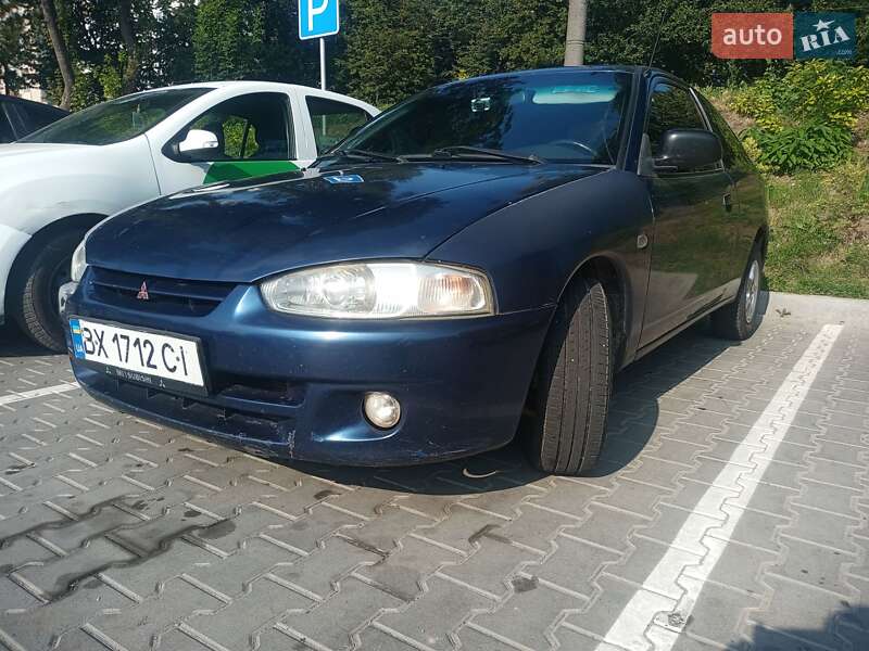 Хэтчбек Mitsubishi Colt 2001 в Хмельницком