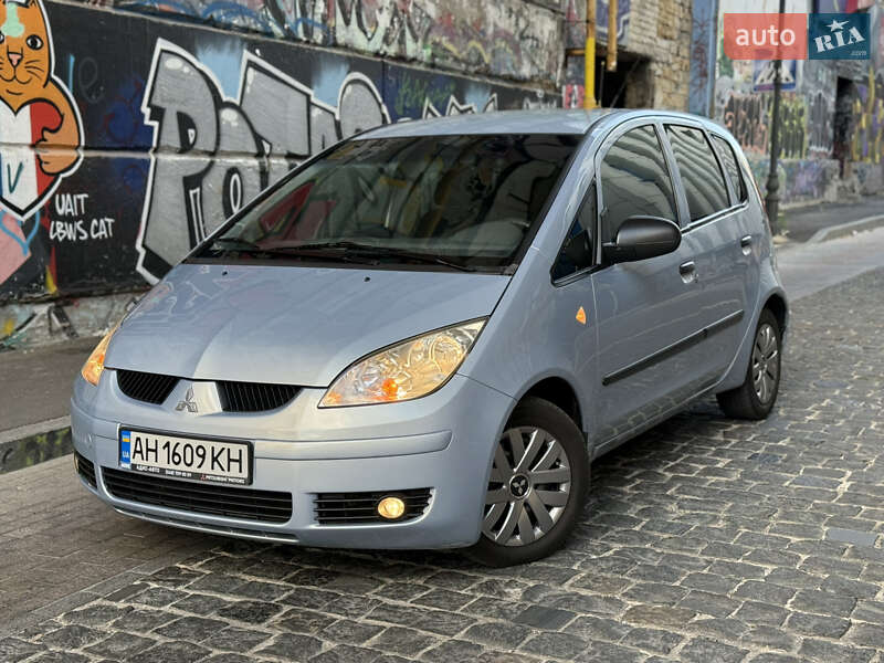 Mitsubishi Colt 2005