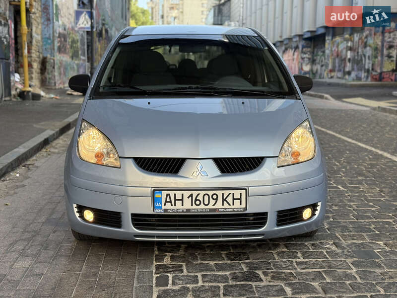 Хэтчбек Mitsubishi Colt 2005 в Одессе