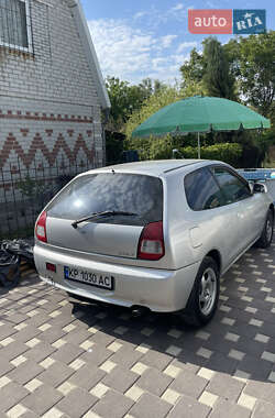Хэтчбек Mitsubishi Colt 2003 в 