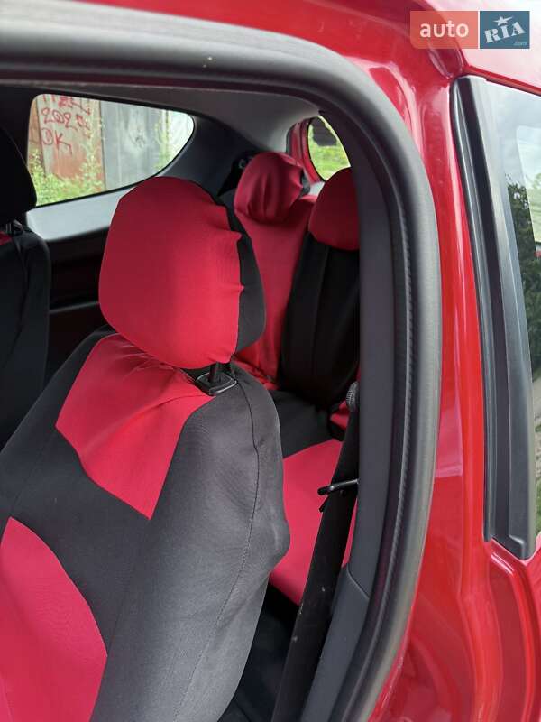 Хэтчбек Mitsubishi Colt 2006 в Киеве