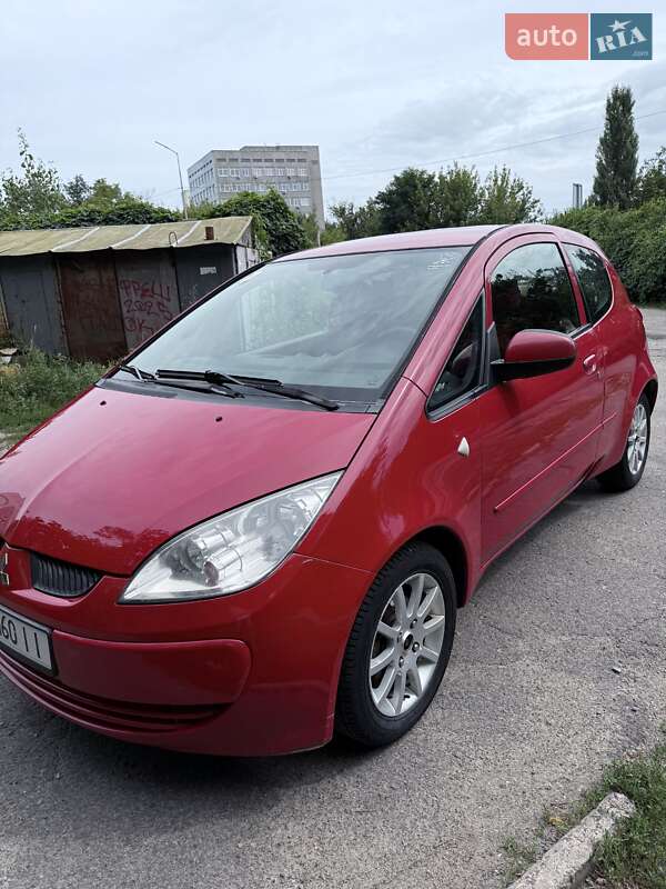 Хэтчбек Mitsubishi Colt 2006 в Киеве