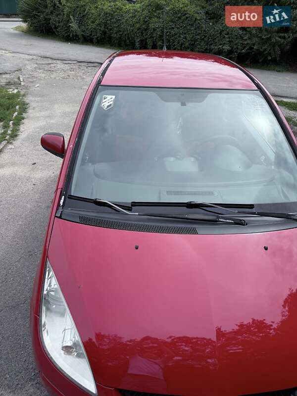 Хэтчбек Mitsubishi Colt 2006 в Киеве