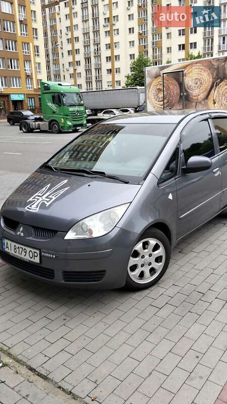 Mitsubishi Colt 2006