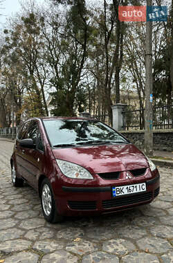 Хэтчбек Mitsubishi Colt 2005 в 