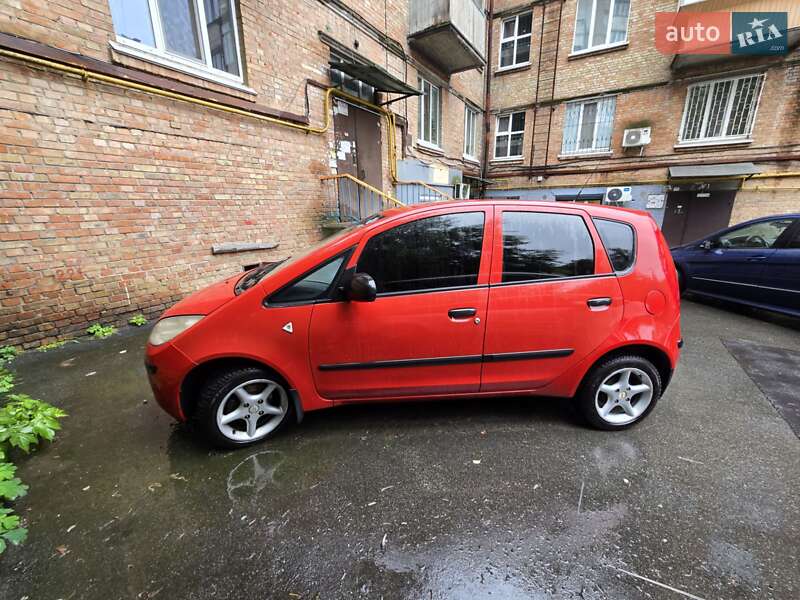 Хэтчбек Mitsubishi Colt 2007 в Киеве