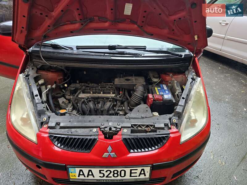 Хэтчбек Mitsubishi Colt 2007 в Киеве