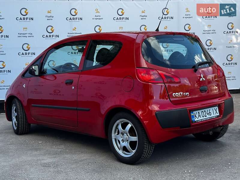 Хэтчбек Mitsubishi Colt 2006 в Киеве