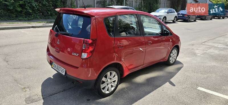 Хэтчбек Mitsubishi Colt 2009 в Киеве