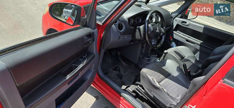 Хэтчбек Mitsubishi Colt 2009 в Киеве