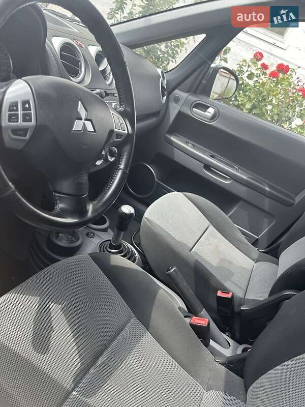 Mitsubishi Colt 2008