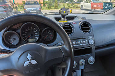 Хэтчбек Mitsubishi Colt 2005 в 