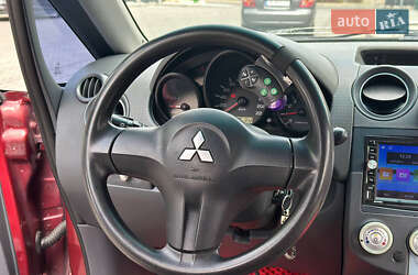Хэтчбек Mitsubishi Colt 2005 в 