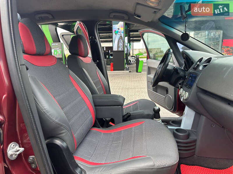 Хэтчбек Mitsubishi Colt 2005 в Днепре