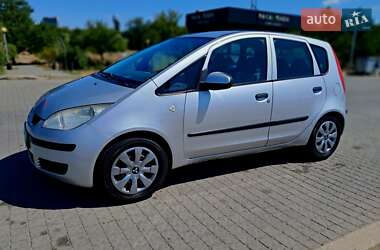 Хэтчбек Mitsubishi Colt 2006 в 
