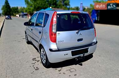 Хэтчбек Mitsubishi Colt 2006 в 