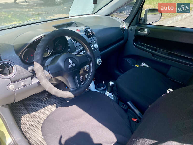 Хэтчбек Mitsubishi Colt 2006 в Ивано-Франковске