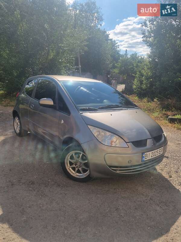 Хэтчбек Mitsubishi Colt 2007 в 