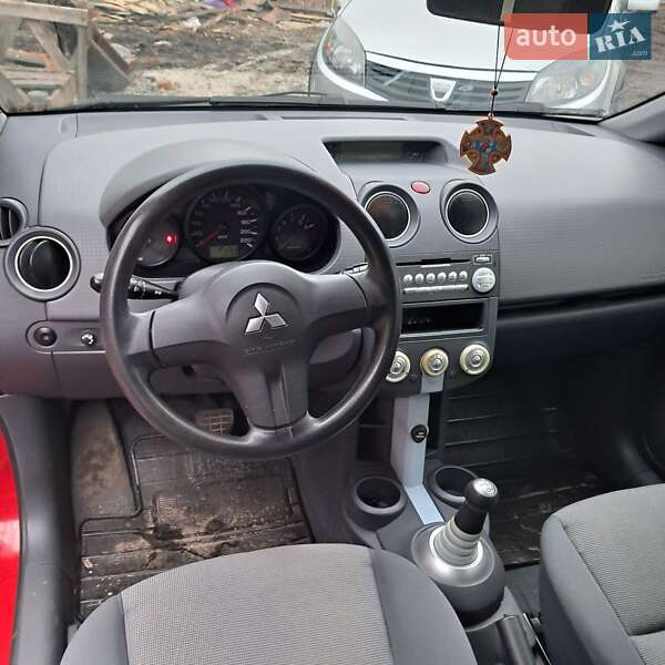 Хэтчбек Mitsubishi Colt 2007 в Лубнах