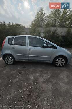 Хэтчбек Mitsubishi Colt 2006 в 