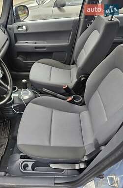 Хэтчбек Mitsubishi Colt 2006 в 