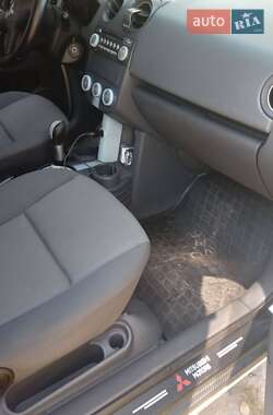 Хетчбек Mitsubishi Colt 2004 в 