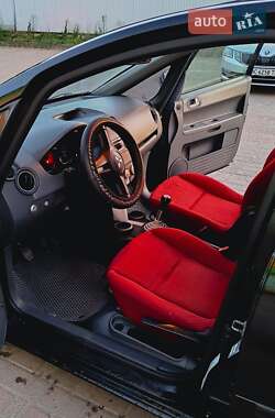 Хетчбек Mitsubishi Colt 2004 в 