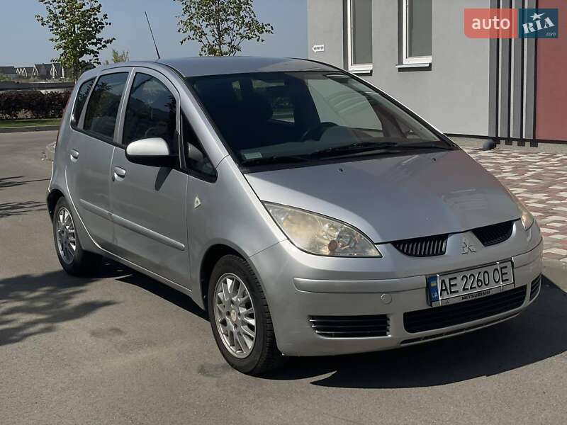 Хэтчбек Mitsubishi Colt 2006 в Днепре