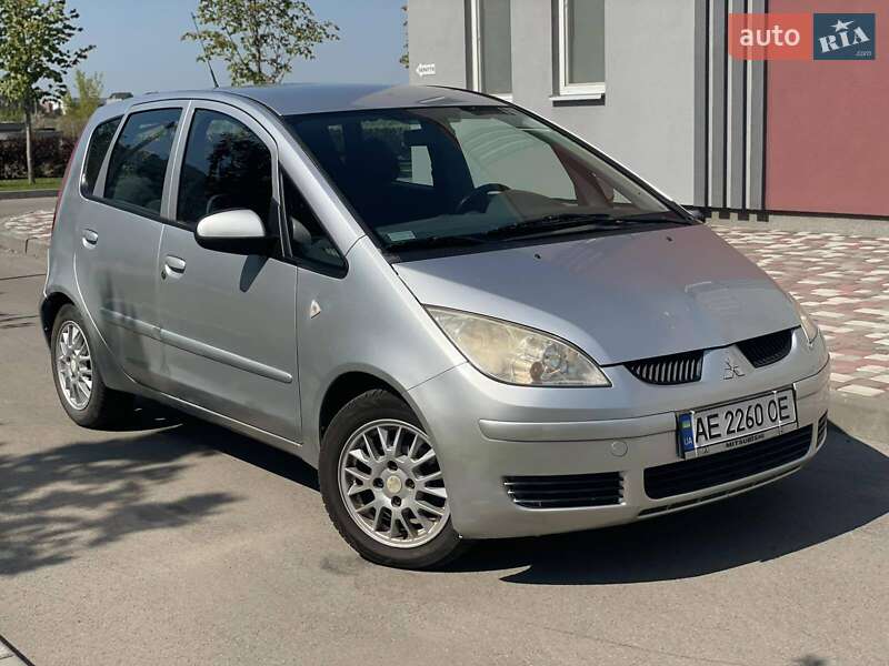 Хэтчбек Mitsubishi Colt 2006 в Днепре