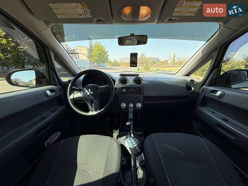 Хетчбек Mitsubishi Colt 2005 в Херсоні