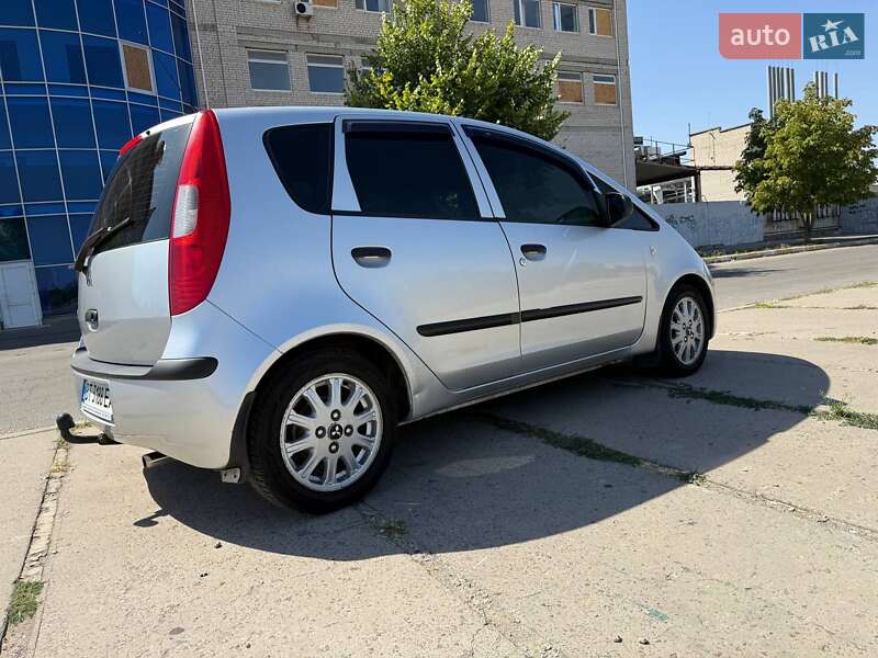 Хетчбек Mitsubishi Colt 2005 в Херсоні