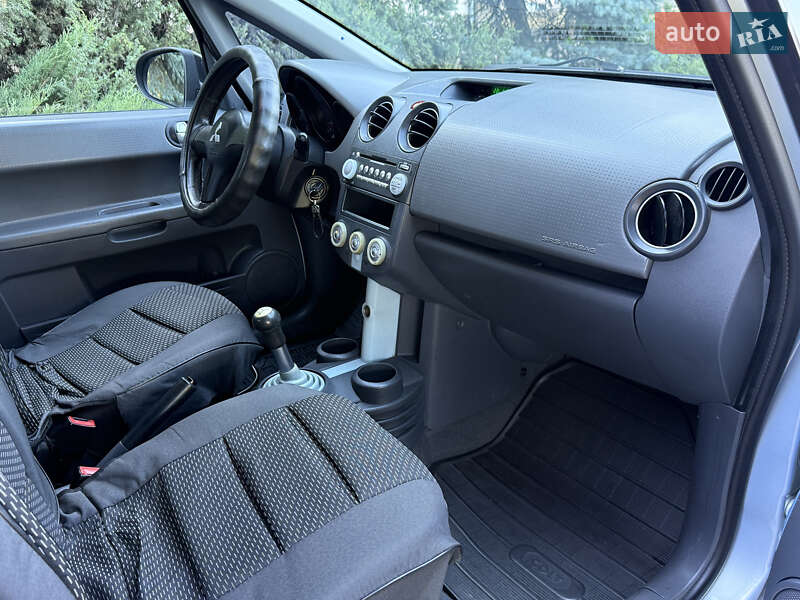 Хетчбек Mitsubishi Colt 2007 в Ніжині