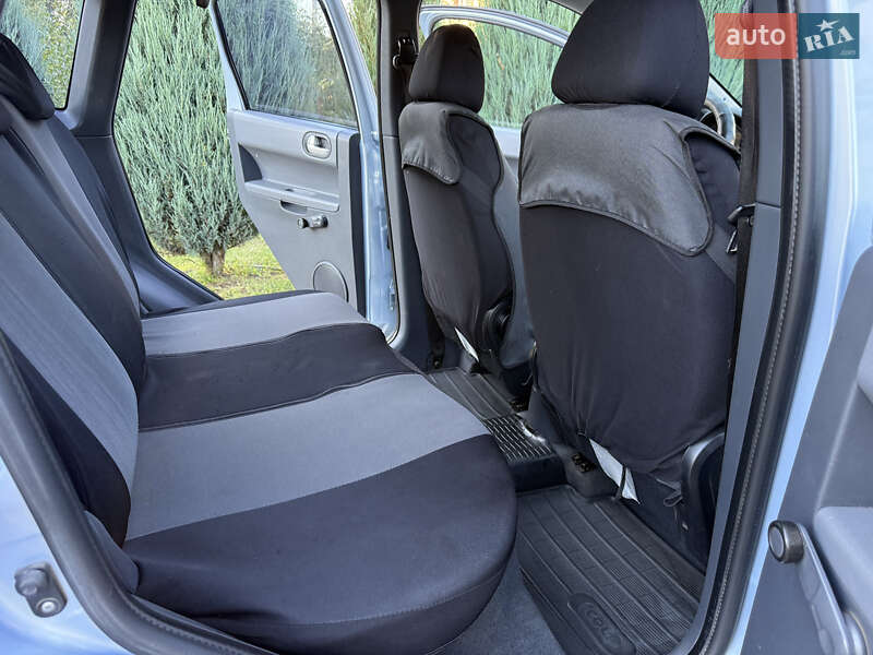 Хетчбек Mitsubishi Colt 2007 в Ніжині