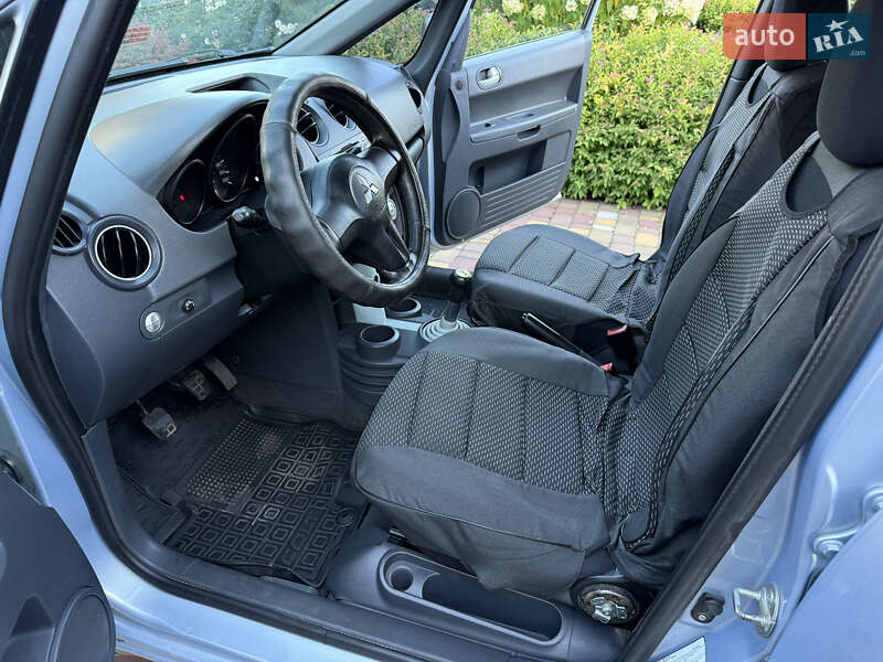 Хетчбек Mitsubishi Colt 2007 в Ніжині