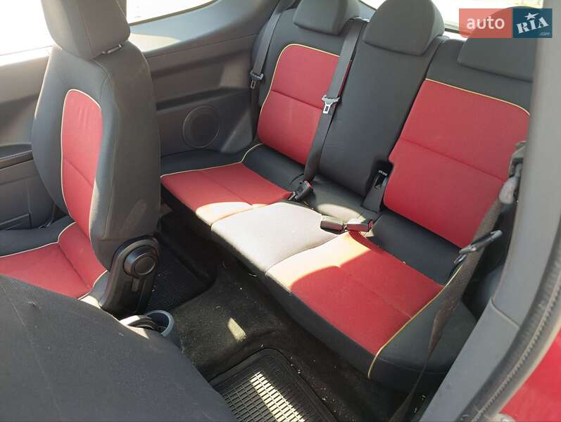 Хэтчбек Mitsubishi Colt 2007 в Киеве