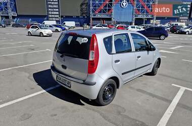 Хэтчбек Mitsubishi Colt 2004 в 