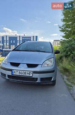 Хэтчбек Mitsubishi Colt 2007 в 