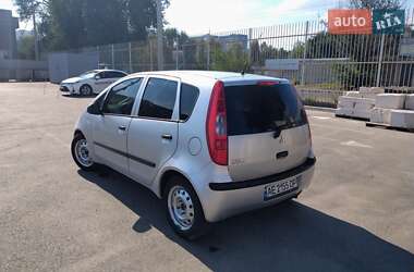 Хэтчбек Mitsubishi Colt 2005 в 