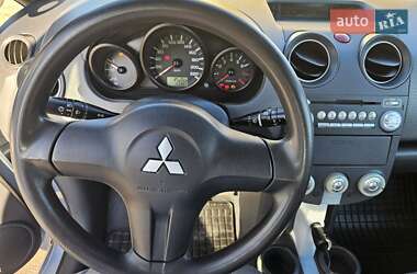 Хетчбек Mitsubishi Colt 2005 в 