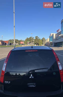 Хэтчбек Mitsubishi Colt 2005 в 