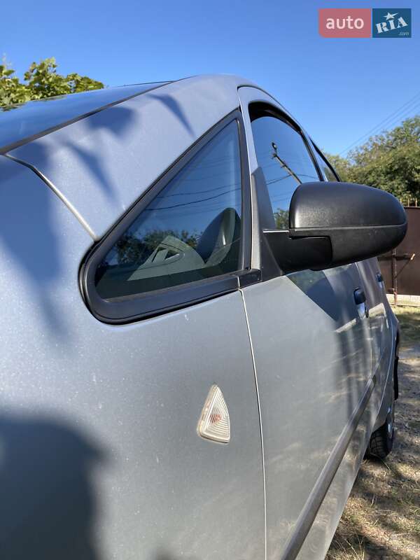 Хетчбек Mitsubishi Colt 2005 в Вінниці