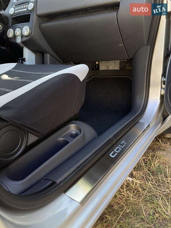 Хетчбек Mitsubishi Colt 2005 в Вінниці