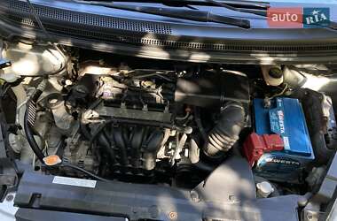 Хетчбек Mitsubishi Colt 2005 в 