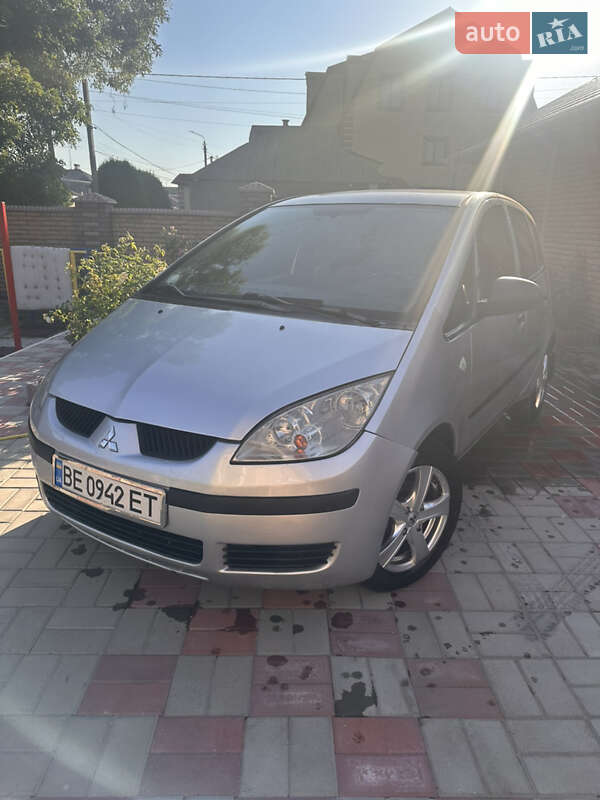 Хетчбек Mitsubishi Colt 2007 в 