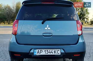Хетчбек Mitsubishi Colt 2009 в 