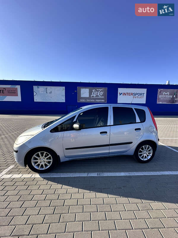 Хетчбек Mitsubishi Colt 2006 в Тернополі